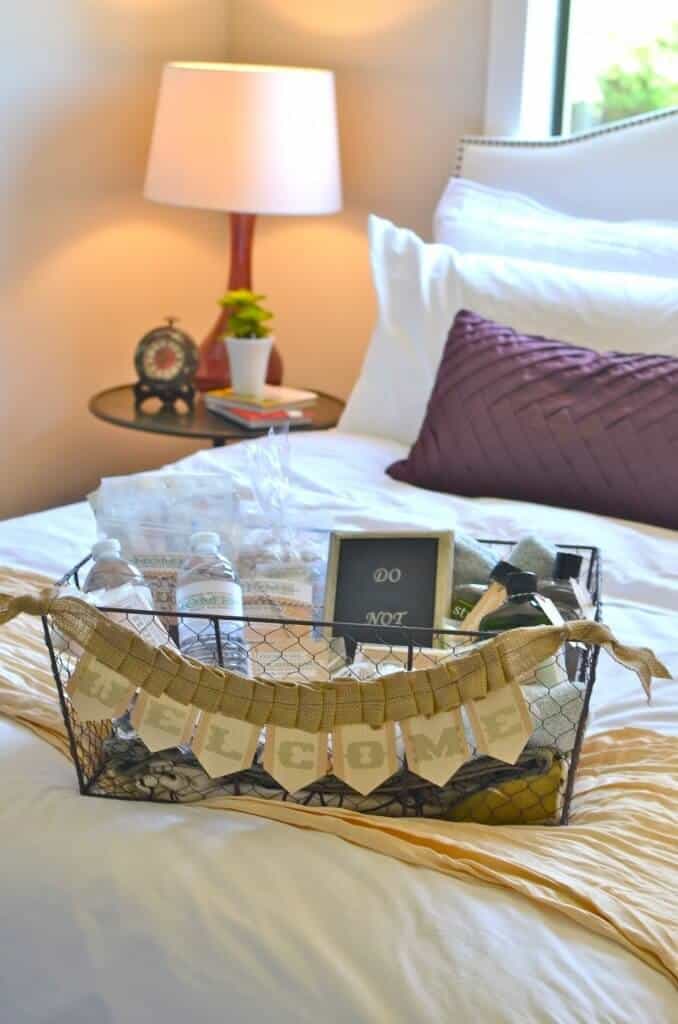 guest-room-welcome-baskety-2