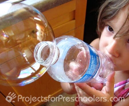 water-bottle-bubble-blowing-2