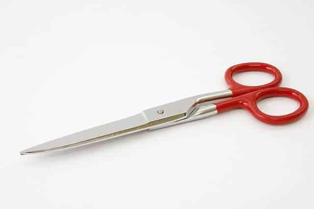 a-pair-of-scissors-686727_640