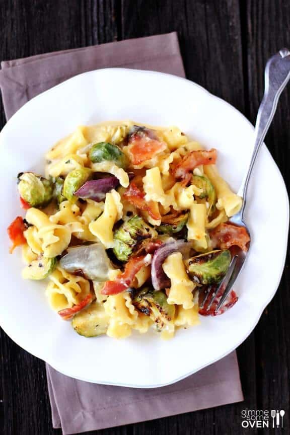 brussels-sprouts-and-bacon-pasta-4-576x864