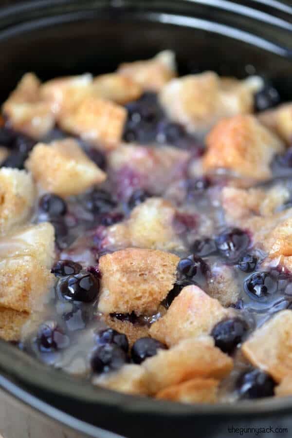 Slow_Cooker_Blueberry_Bread_Pudding_Recipe
