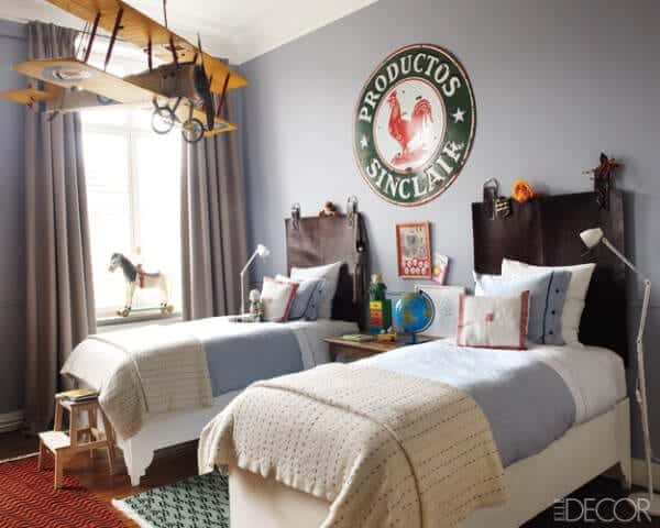 cozy-bedroom-for-two-kids-with-vintage-decor-elements