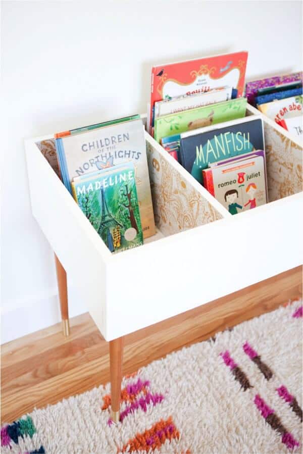 DIY-kids-book-bin-make-it-easy-to-browse-through-books