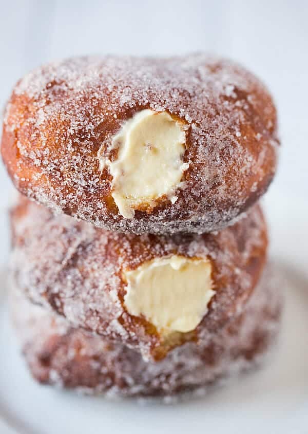 vanilla-cream-filled-doughnuts-15-600
