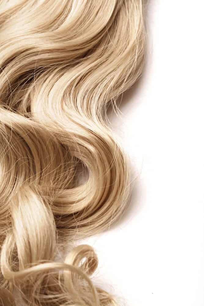 6 Ways To Lighten Your Hair Using Natural Ingredients