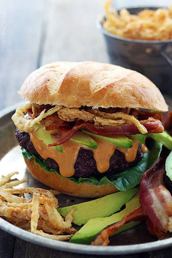 western-bacon-burger-onion-strings-31