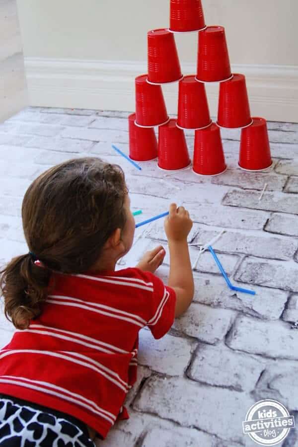 simple-activity-occupy-the-kids-for-hours-with-straws-q-tips-and-cups