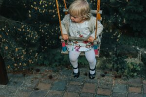 Best toddler swing for outdoor play: top picks and buying guide