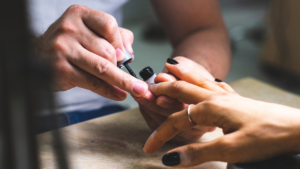 Nail tips at home: a comprehensive guide for beginners